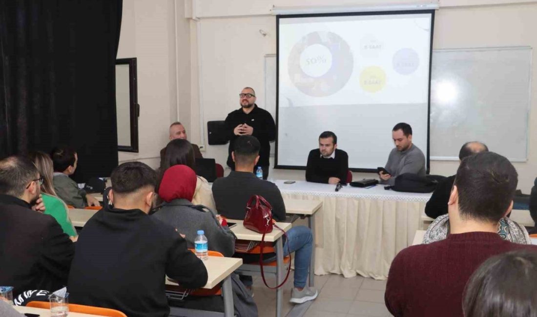 Kariyer Merkezi öğrencilerle buluşmaya devam ediyor Mersin Büyükşehir Belediyesi Kariyer Merkezi Müdürlüğü, Toros Üniversitesi iş birliğinde