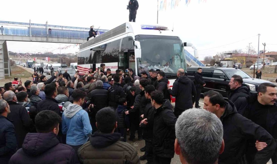 Malatya Valiliği o iddiaları yalanladı: “Barınma mağduriyeti yok” Cumhurbaşkanı Recep Tayyip Erdoğan’ın Malatya ziyareti sırasında, bir kadının ‘Evim