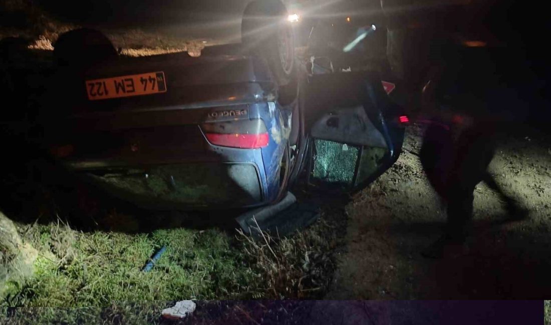 Mardin’de devrilen otomobilde 4 kişi yaralandı Mardin’in Mazıdağı ilçesinde devrilen otomobilde 4 kişi yaralandı. Gürgöze Mahallesinde