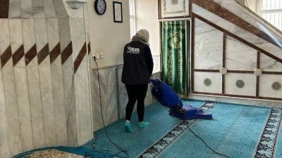 Aydın’ın Germencik ilçesinde, Ramazan ayı öncesinde camilerde kapsamlı bir temizlik