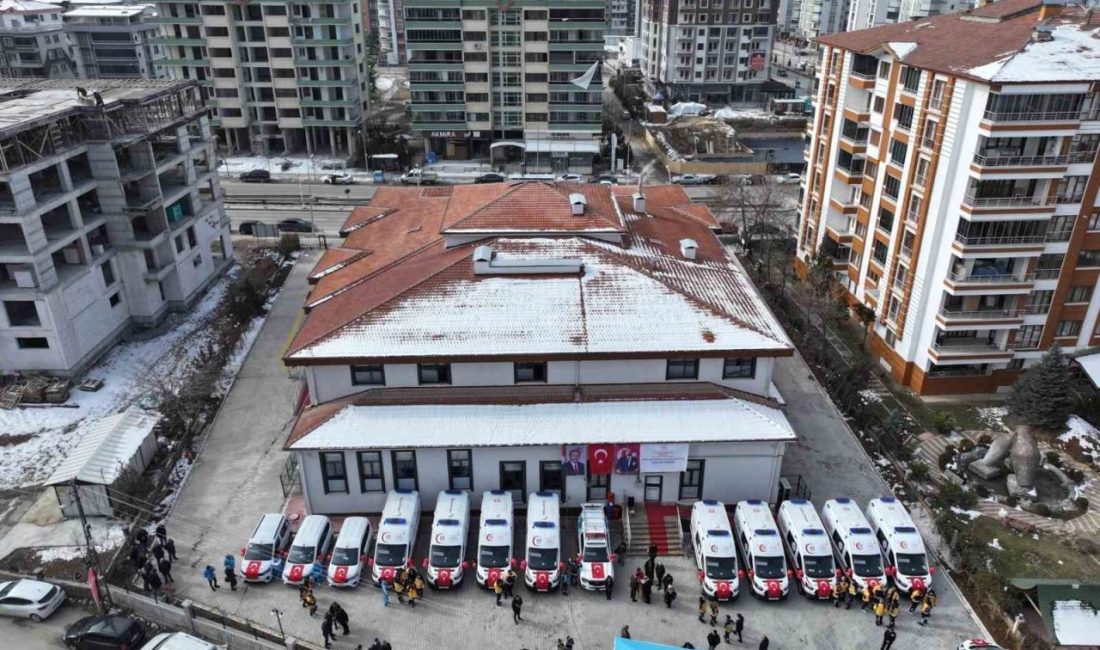Sağlık Bakanlığı tarafından Malatya’ya gönderilen yeni ambulansların göreve başlaması töreninde