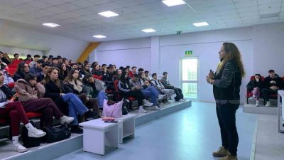 Aydın’da Spor Bilimleri Fakültesinde Narkotik ekipleri tarafından öğrencilerine yönelik ‘‘Bağımlılıkla