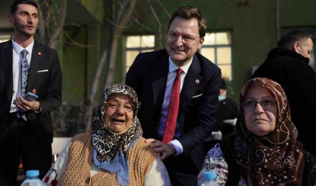 AK Parti Sağlık Politikaları Başkanı Yerebakan, hasta ve hasta yakınlarıyla iftarda bir araya geldi AK Parti Sağlık Politikaları Başkanı Halil Yerebakan, Ankara Gazi Mustafa