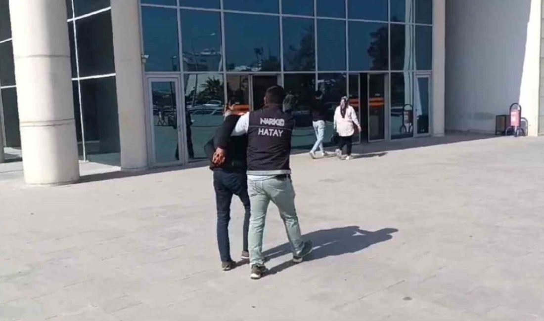 İskenderun’da uyuşturucu operasyonu; 2 gözaltı Hatay’ın İskenderun ilçesinde düzenlenen uyuşturucu madde operasyonun da 2 kişi