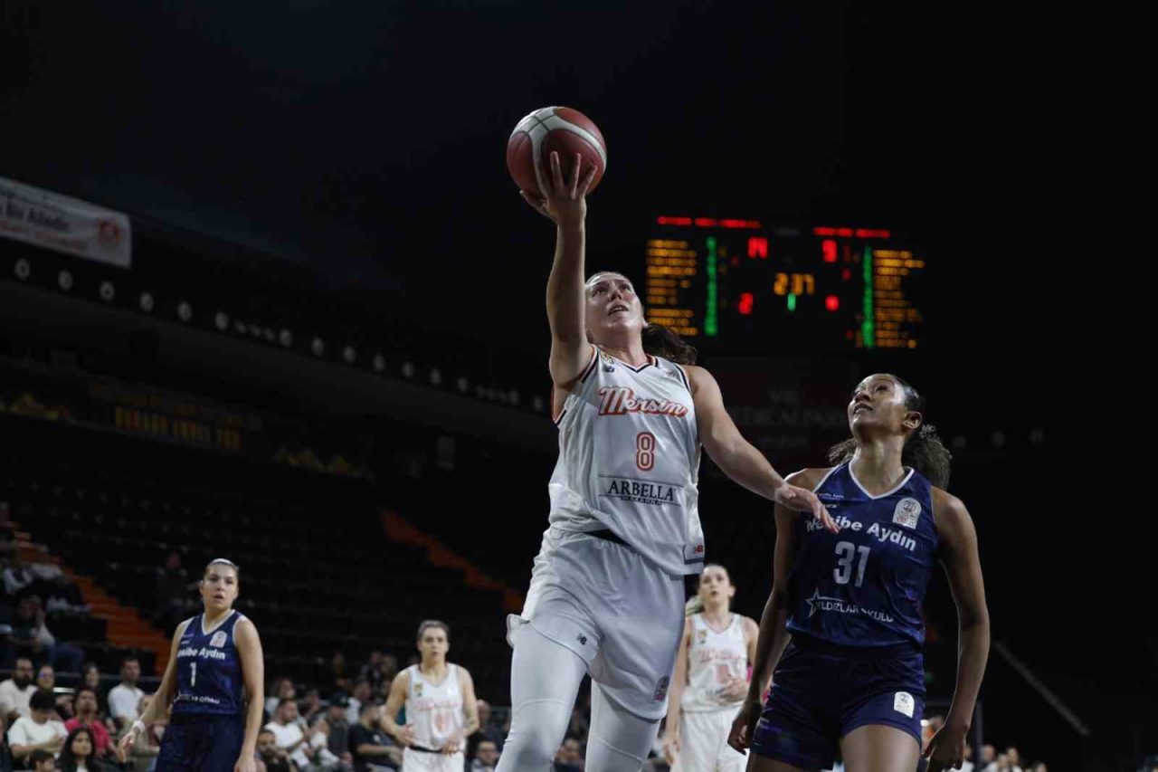 ING Kadınlar Basketbol Süper Ligi Play-Off çeyrek final ilk maçında