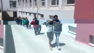 Adana’da torbacı diye tabir edilen uyuşturucu satıcılarına yönelik yapılan operasyonda