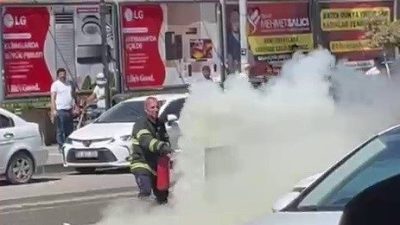 Adıyaman’da, kaldırım üzerindeki trafoda meydana gelen yangın korkuttu. Edinilen bilgilere