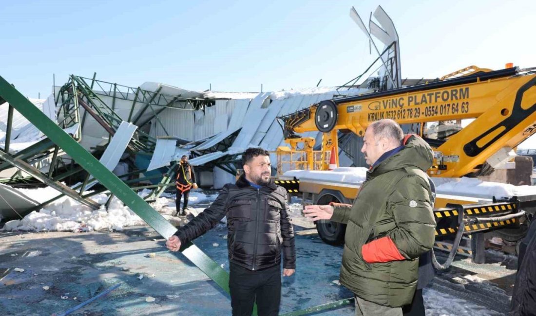 Başkan Gülpınar, hasar gören işyerlerini yerinde inceledi Şanlıurfa Büyükşehir Belediye Başkanı Mehmet Kasım Gülpınar, kentte yaşanan rekor