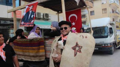 Antalya’nın Kumluca ilçesinde bu yıl 27’ncisi düzenlenen Geleneksel Kumluca Tarım