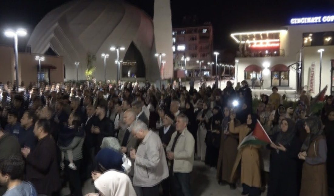 İsrail’in uluslararası sularda Global Sumud Filosu’na saldırısı Adıyaman’da protesto edildi.