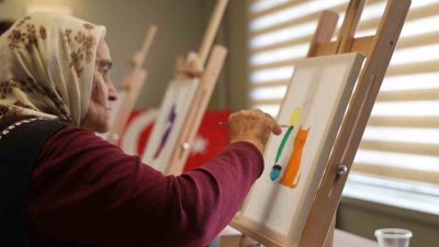 Adana’nın Feke ilçesinde atıl durumdaki bir bina, Kaymakamlık öncülüğünde restore