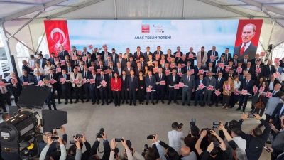 Mersin Büyükşehir Belediye Başkanı Vahap Seçer, Ankara’da düzenlenen ‘TBB Araç