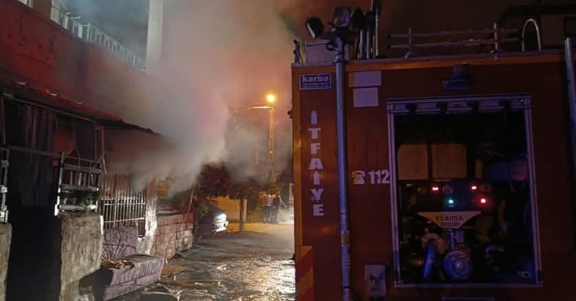 Hatay’ın Dörtyol ilçesinde çıkan ev yangını kısa sürede kontrol altına