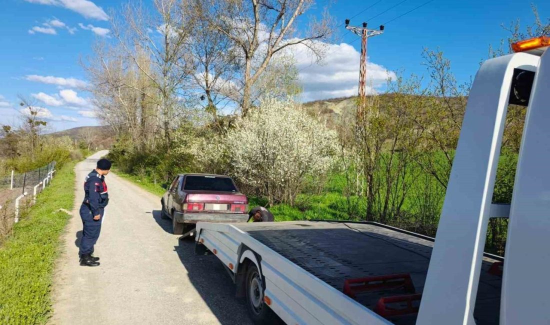 Yozgat İl Jandarma Komutanlığı yaptığı trafik denetimlerinde ‘Dur’ ihtarına uymayan