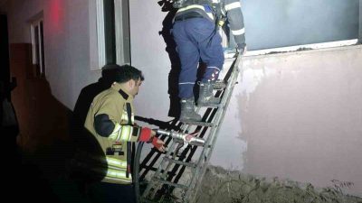 Hatay’ın Hassa ilçesinde müstakil evde çıkan yangın kısa sürede kontrol
