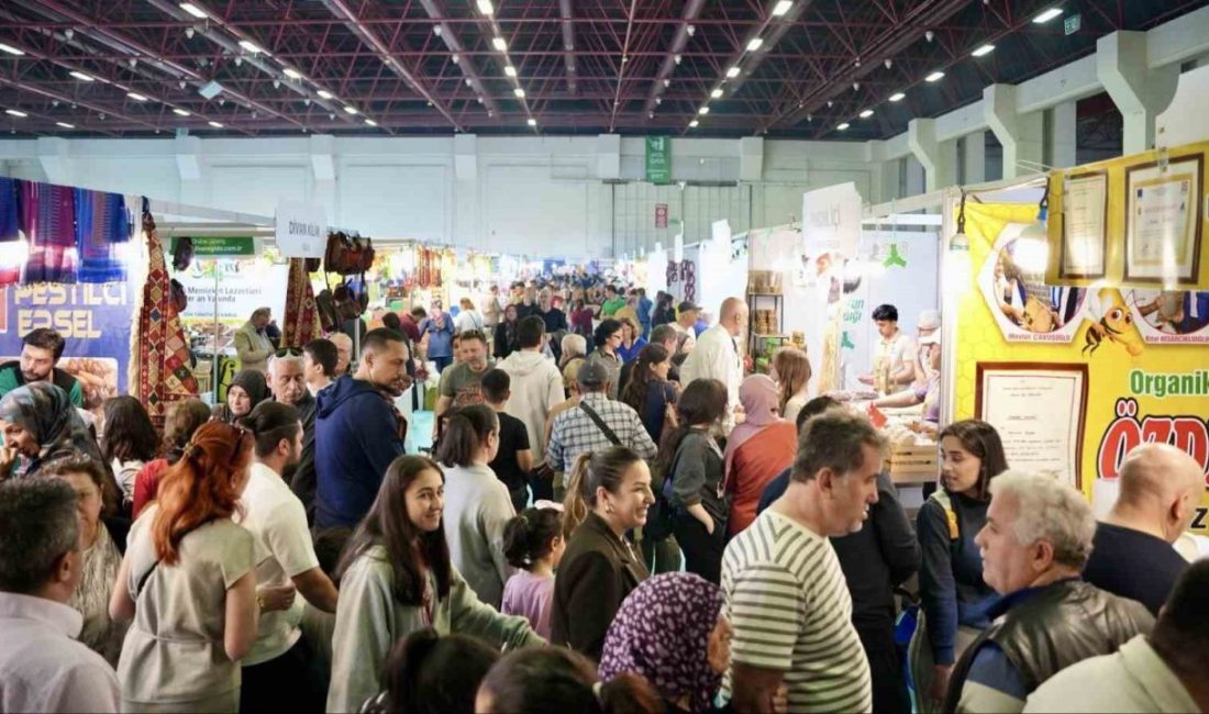 Kahramanmaraş Büyükşehir Belediyesi, Antalya’da düzenlenen Yöresel Ürünler Fuarı’nda (YÖREX) şehrin