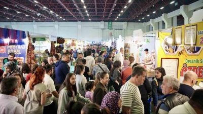 Kahramanmaraş Büyükşehir Belediyesi, Antalya’da düzenlenen Yöresel Ürünler Fuarı’nda (YÖREX) şehrin