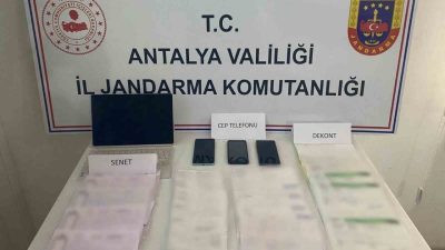 Antalya’nın Kaş ilçesinde vatandaşlara yüksek faizle para vererek tefecilik yaptığı