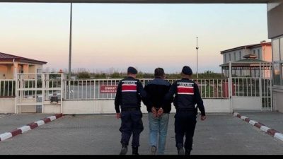 Adana’da farklı suçlardan kesinleşmiş hapis cezalarıyla aranan 7 hükümlü yakalandı.