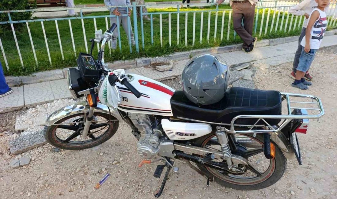 Adıyaman’da motosiklet ile bisikletin çarpışması sonucu 2 kişi yaralandı. Edilen