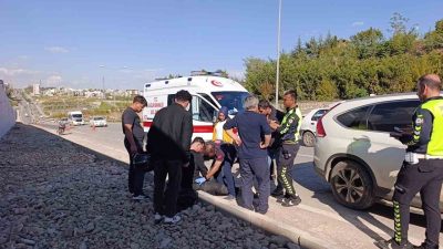 Adıyaman’da otomobil ile motosikletin çarpışması sonucu 1 kişi yaralandı. Edinilen