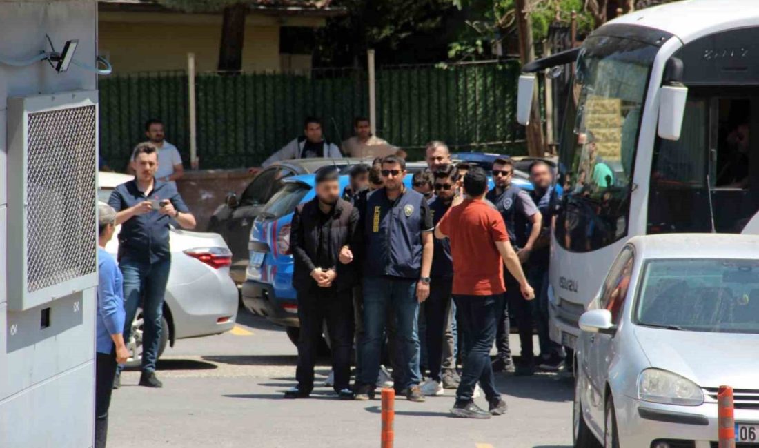 Şanlıurfa merkezli 11 ilde düzenlenen siber dolandırıcılık operasyonunda 42 şüpheli