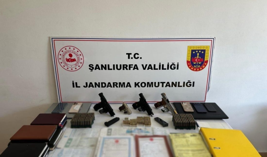 Şanlıurfa’da jandarma ekipleri tarafından tefecilere yönelik gerçekleştirilen operasyonda aralarında örgüt