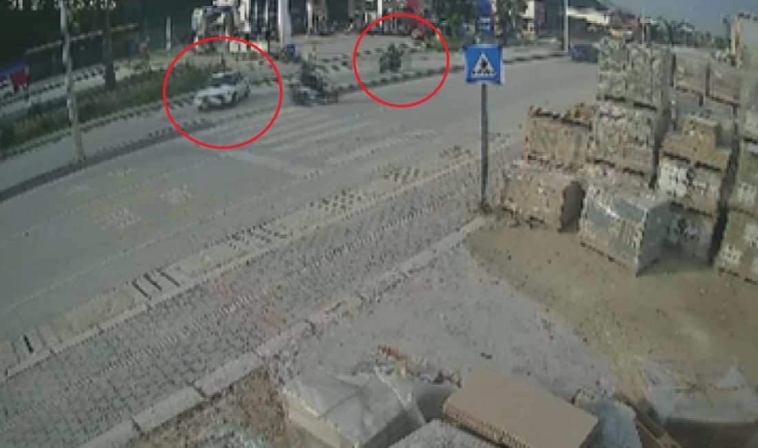 Hatay’ın Antakya ilçesinde seyir halindeki motosikletin, cadde üzerindeki yaya geçidini