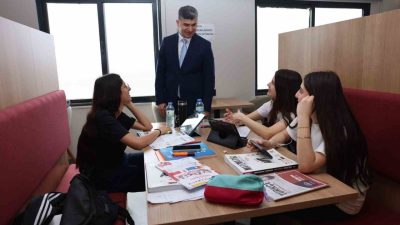 Mersin’in Akdeniz ilçesinde hayata geçirilen ’Akdeniz Bilgi Limanı Kütüphaneleri’ projesi