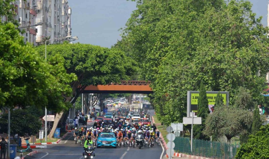 61. Cumhurbaşkanlığı Türkiye Bisiklet Turu’nun 152.8 kilometrelik Antalya-Antalya etabını Astana