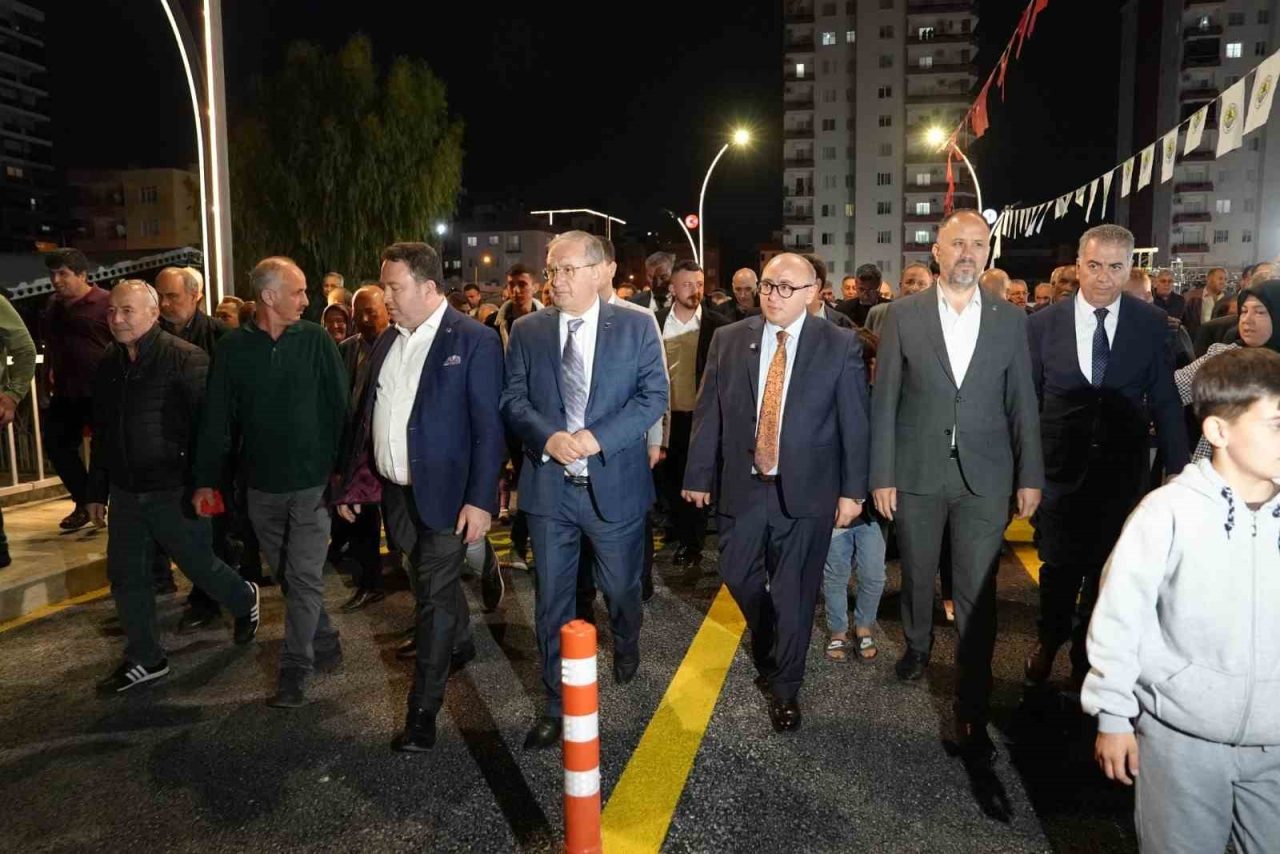 Erdemli’nin ulaşımını rahatlatacak 4. köprü hizmete açıldı Mersin’in Erdemli ilçesinde ulaşımı rahatlatması beklenen Alata Deresi 4. taşıt