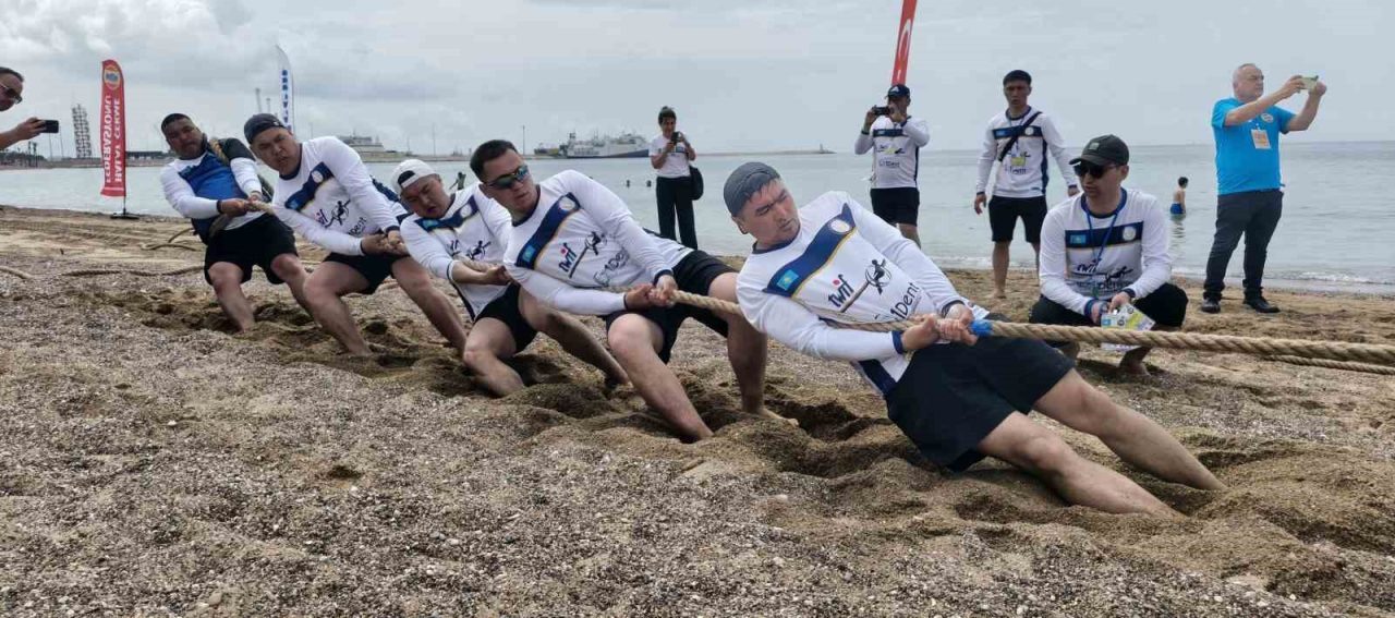 Mersin’in Silifke ilçesinde düzenlenen 2. Turan Cup Uluslararası Halat Çekme
