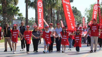 Mersin’de 1 Mayıs Emek ve Dayanışma Günü, yürüyüş ve mitinglerle