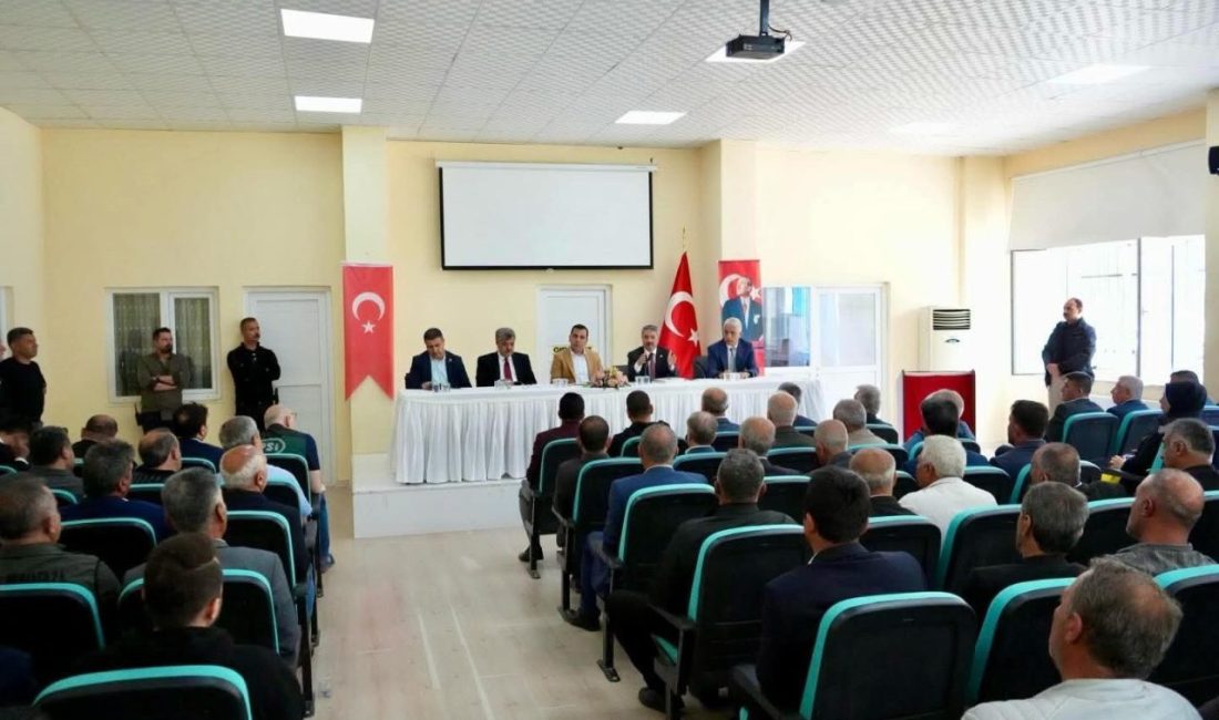 Milletvekili Mustafa Alkayış Gölbaşı’nda sorunları tespit etti Adıyaman’ın Gölbaşı ilçesinde AK Parti Adıyaman Milletvekili Mustafa Alkayış vatandaşlar