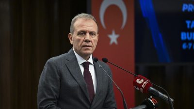 Seçer: “Yerel yönetimlerde insan kaynağı ve mali disiplin belirleyici” Türkiye Belediyeler Birliği (TBB) ve Mersin Büyükşehir Belediye Başkanı Vahap