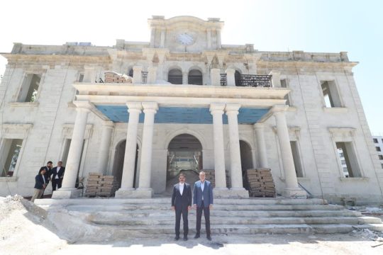 Hatay Valisi Mustafa Masatlı, kentin tarihi yapılarından olan ve depremde