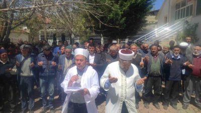 Yozgat’ın Kadışehri ilçesine bağlı Gümüşdiğin Mahallesi’nde etkili olan yağmurlar dolayısıyla